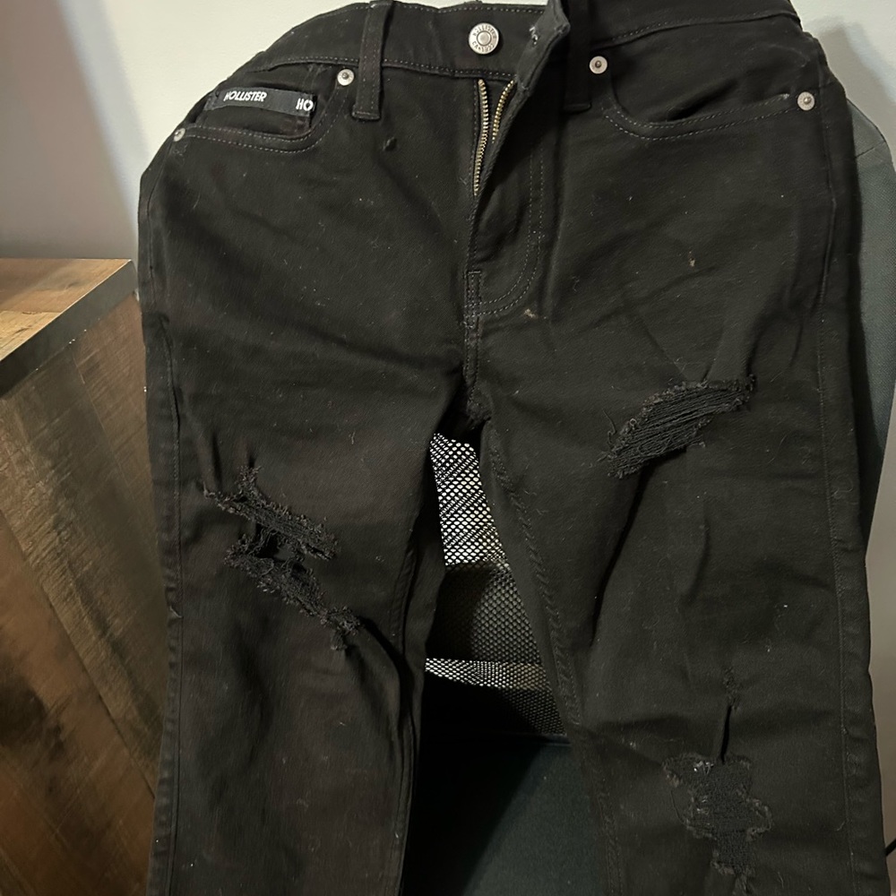 Hollister Black skinny ripped jeans